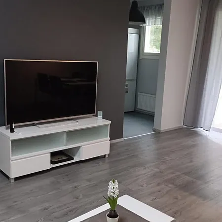 Saeaerijarventie 22 *